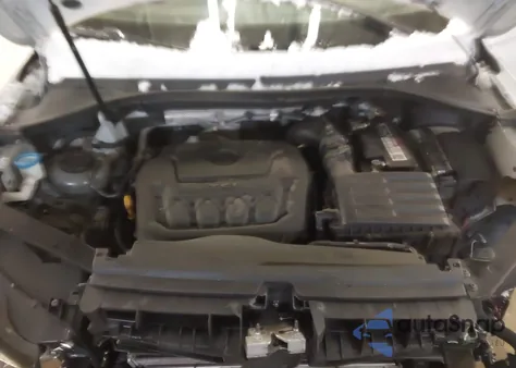 2019 Volkswagen Tiguan 2.0T Se/2.0T Sel/2.0T Sel R-Line/2.0T Sel R-Line Black z USA, uszkodzony, nr VIN 3VV3B7AX2KM071388